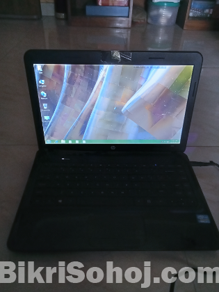 HP black laptop